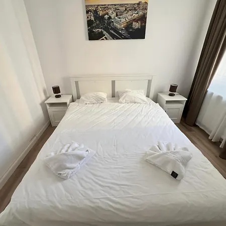 Apartment Lazy's Haven - Chic Escape In Bukarest