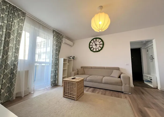 Apartament Lazy's Haven - Chic Escape In