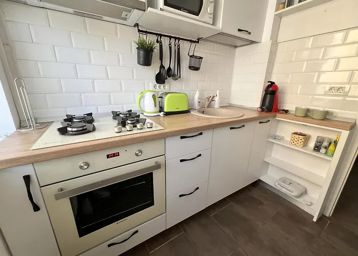 Lazy's Haven - Chic Escape In * Bukareszt