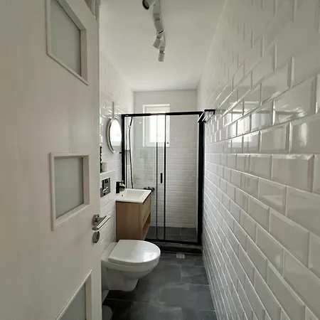 Lazy's Haven - Chic Escape In