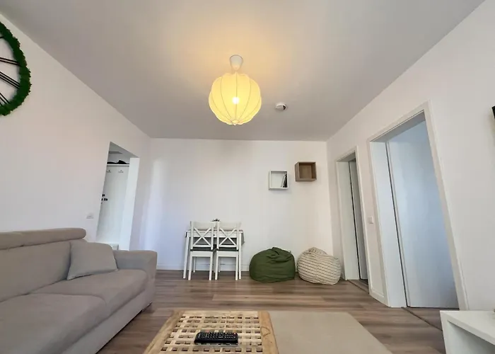 Lazy's Haven - Chic Escape In *