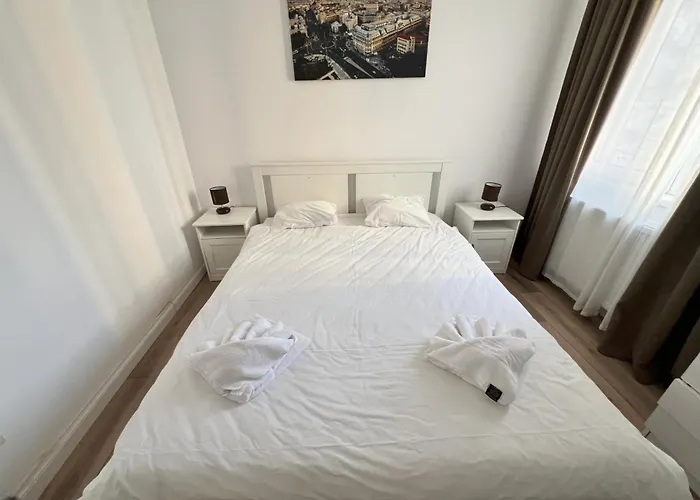 Апартаменти Lazy's Haven - Chic Escape In Бухарест