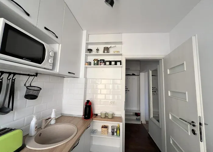 Lazy's Haven - Chic Escape In *